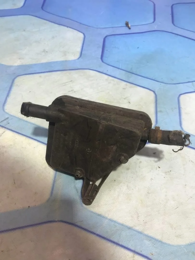 Бачок гур Audi A3 1996-2003 8L1