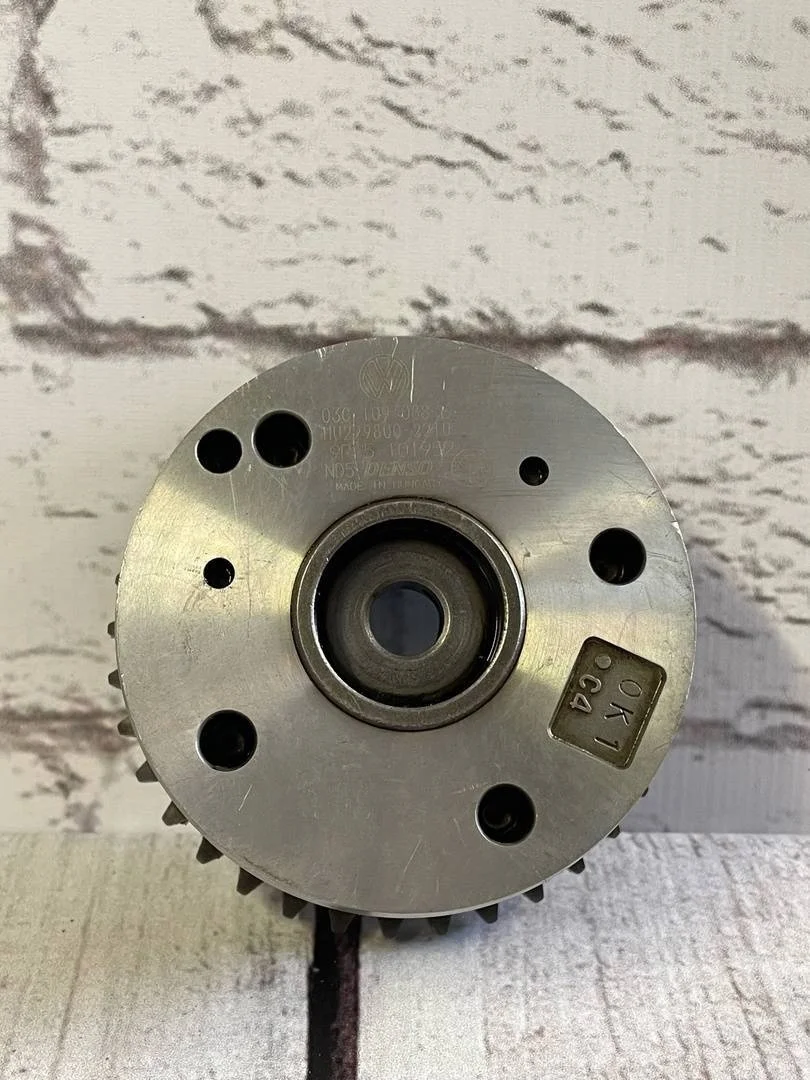 Регулятор фаз газораспределения Audi A3 2003-2013 8P1