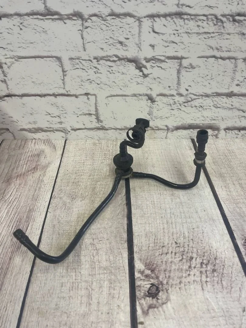 Трубка вентиляции картерных газов Audi A3 2003-2013 8P1