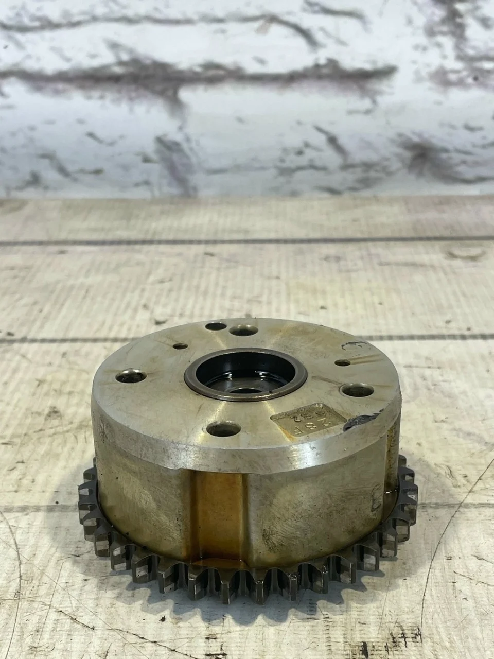 Регулятор фаз газораспределения Audi A3 2003-2013 8P1