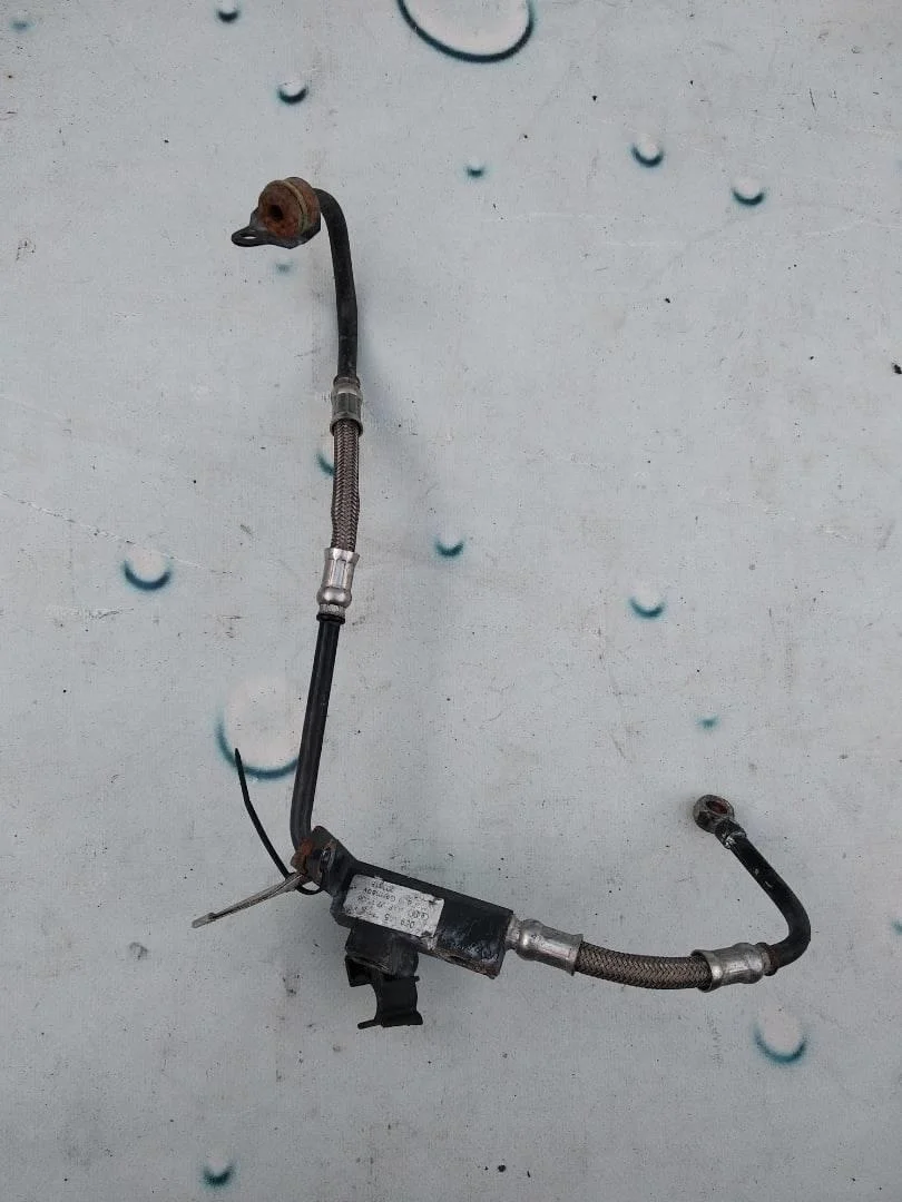 Трубка Audi A4 2000-2004 B6