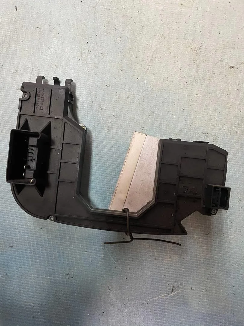 Модуль подрулевых переключателей Audi A4 2000-2004 B6