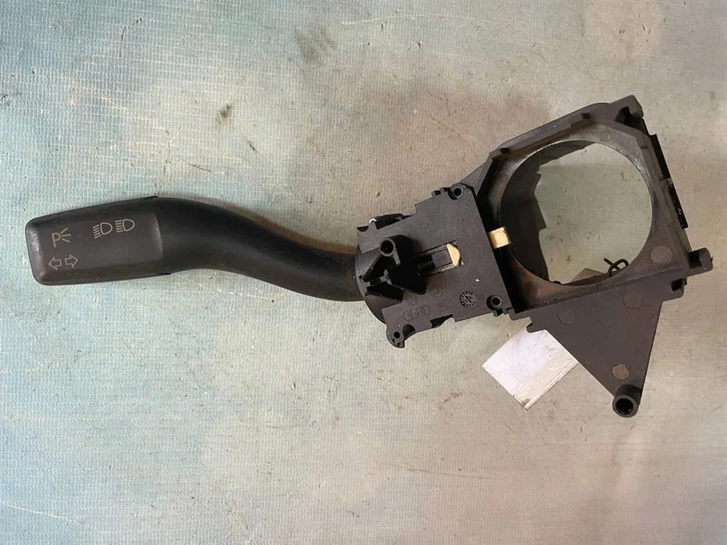 Подрулевой переключатель левый Audi A4 2000-2004 B6