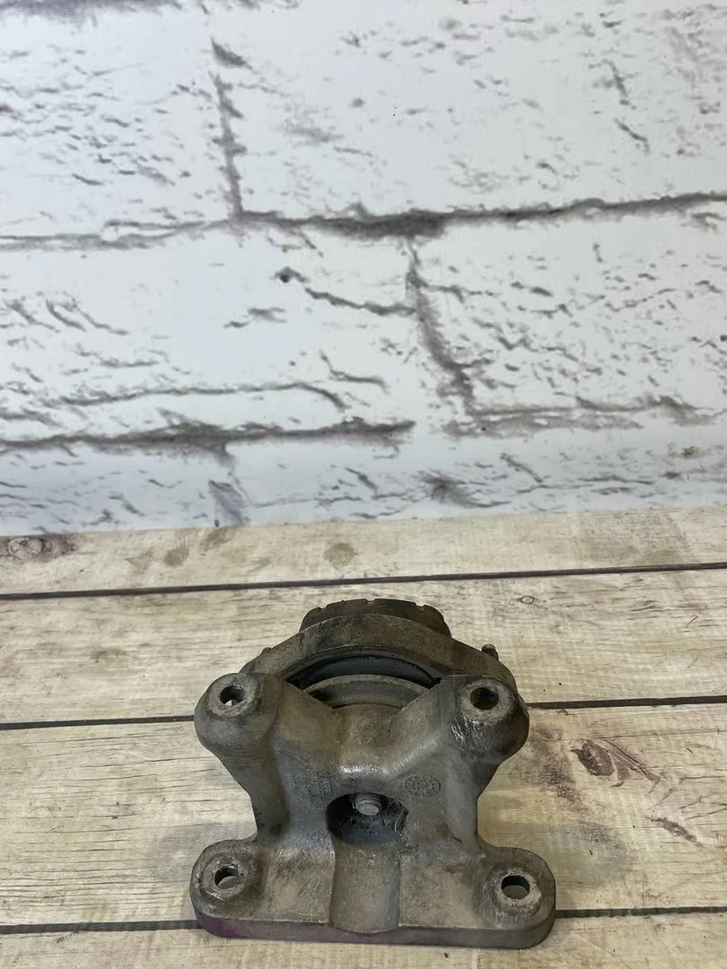 Кронштейн кпп Audi A4 2005-2007 B7