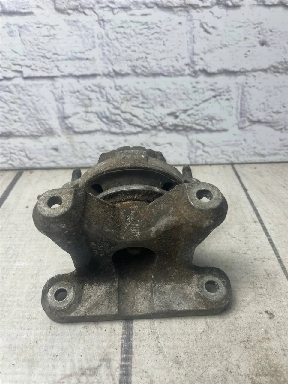 Кронштейн кпп Audi A4 2005-2007 B7