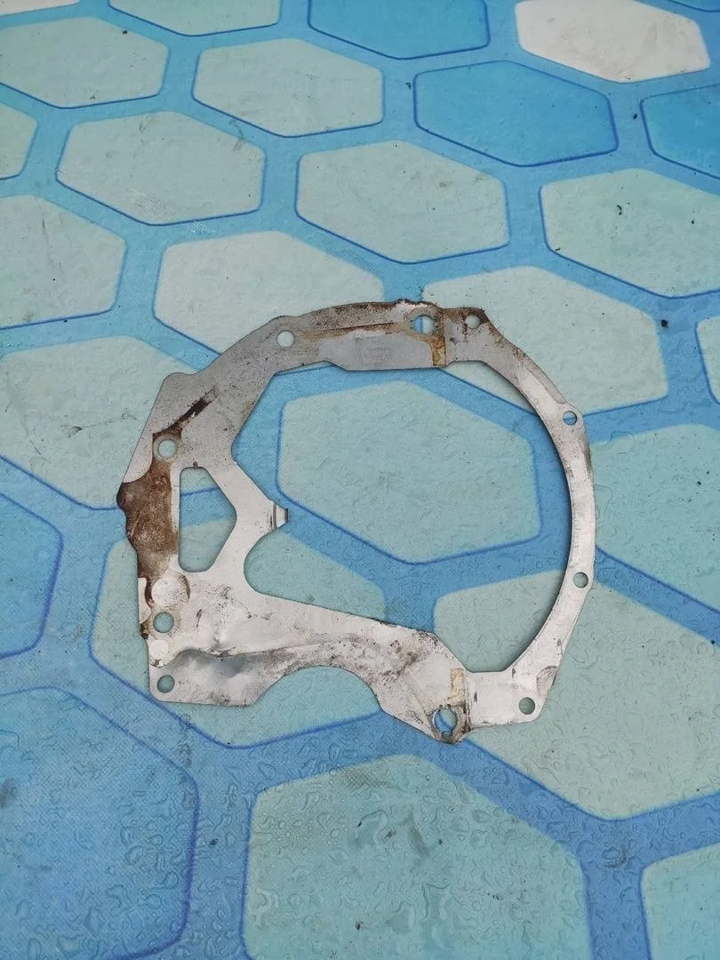 Пластина промежуточная Audi A4 2007-2015 B8