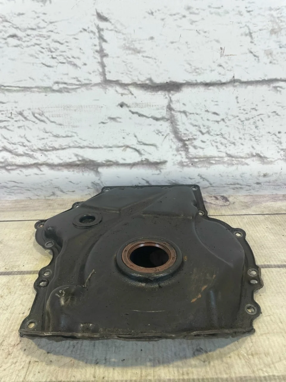 Крышка двигателя передняя Audi A4 2007-2015 B8