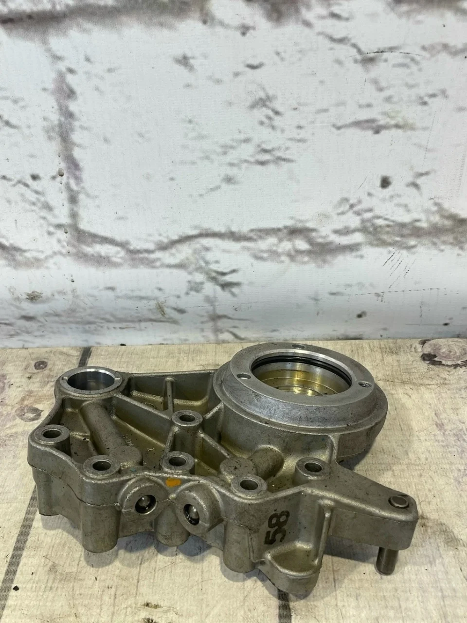 Крышка распредвала Audi A4 2007-2015 B8