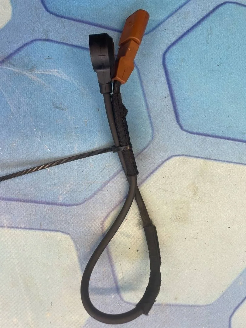 Датчик детонации Audi A5 2008-2016 S5