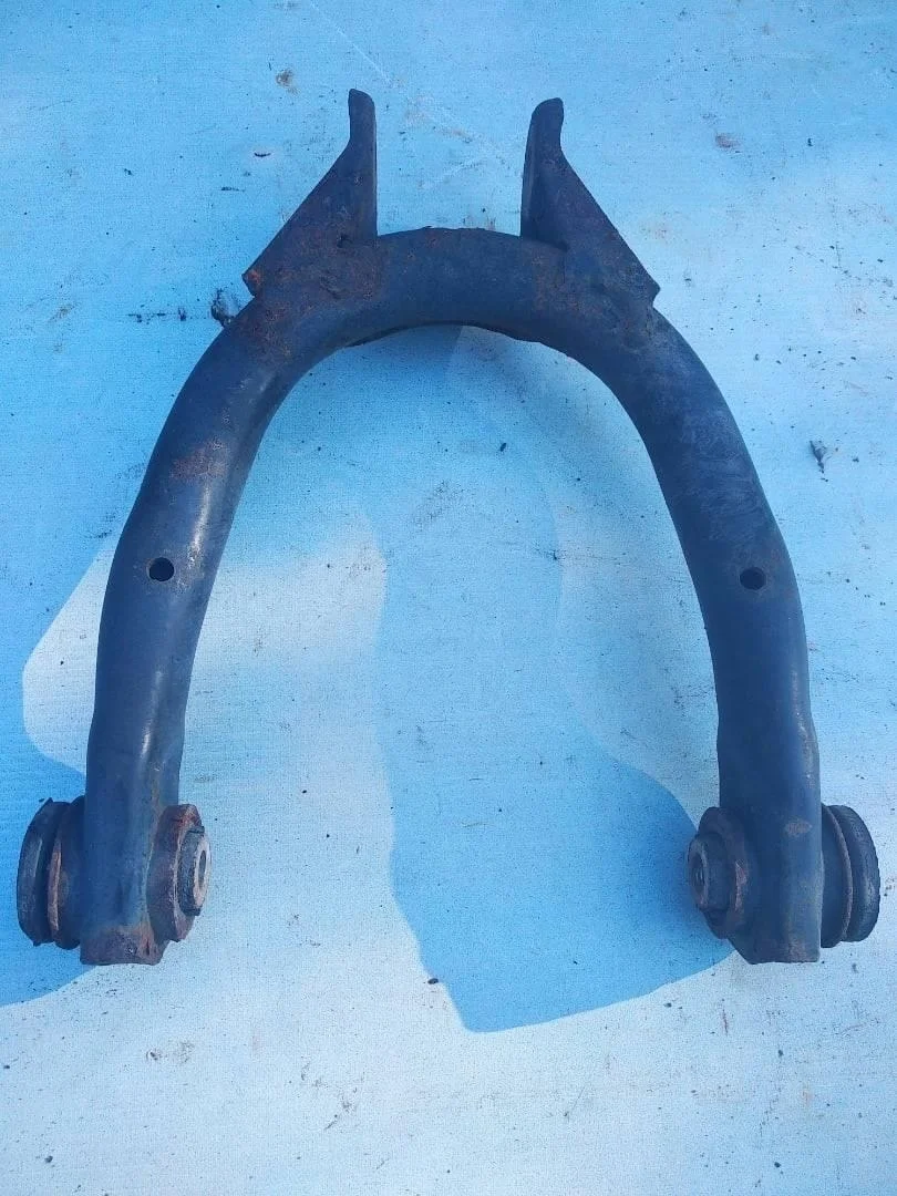 Рычаг задний верхний правый Audi A6 1997-2004 C5