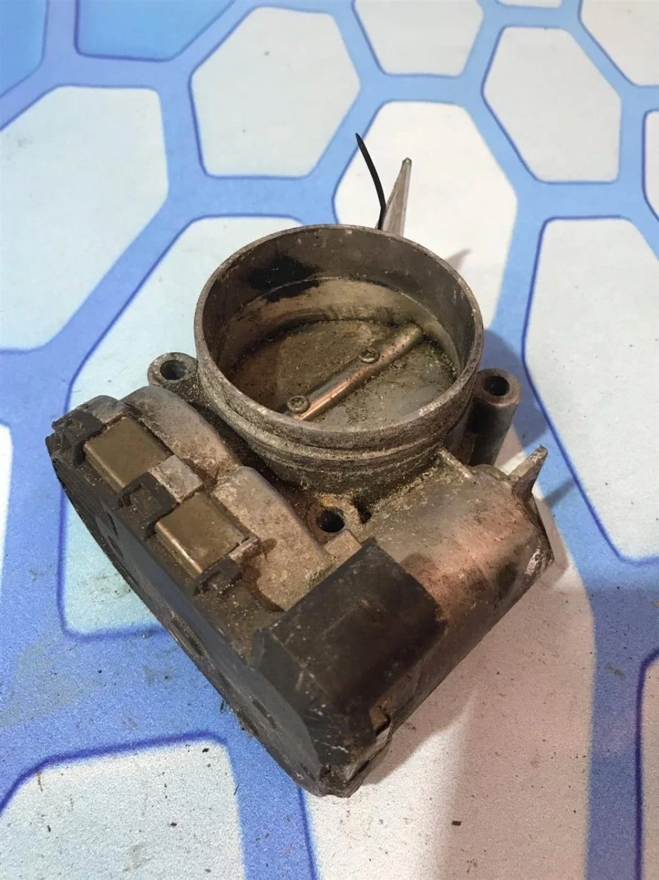 Дроссельная заслонка Audi A6 1997-2004 C5