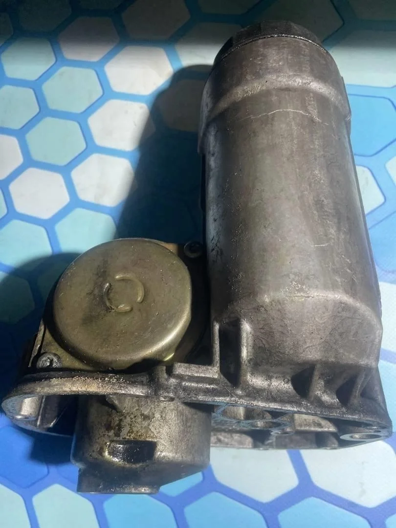 Корпус масляного фильтра Audi A6 1997-2004 C5