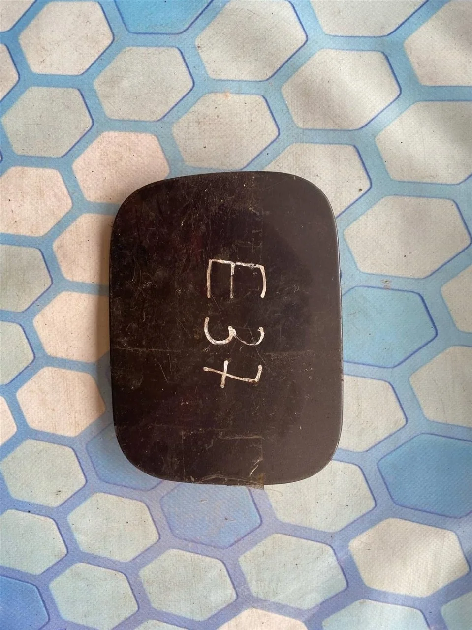 Крышка лючка бензобака Audi A6 1997-2004 C5