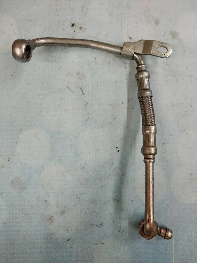 Трубка турбины Audi A6 2000-2005 C5