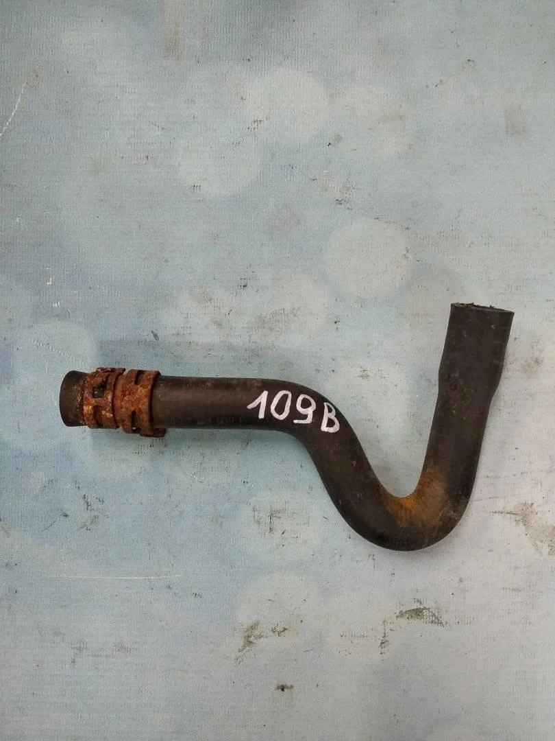 Патрубок охлаждения Audi A6 2000-2005 C5