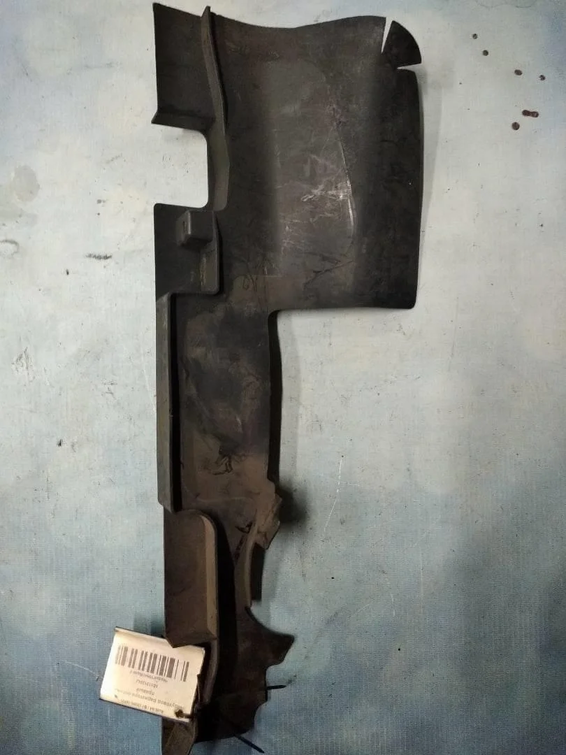 Воздуховод радиатора охлаждения левый Audi A6 2004-2011 C6