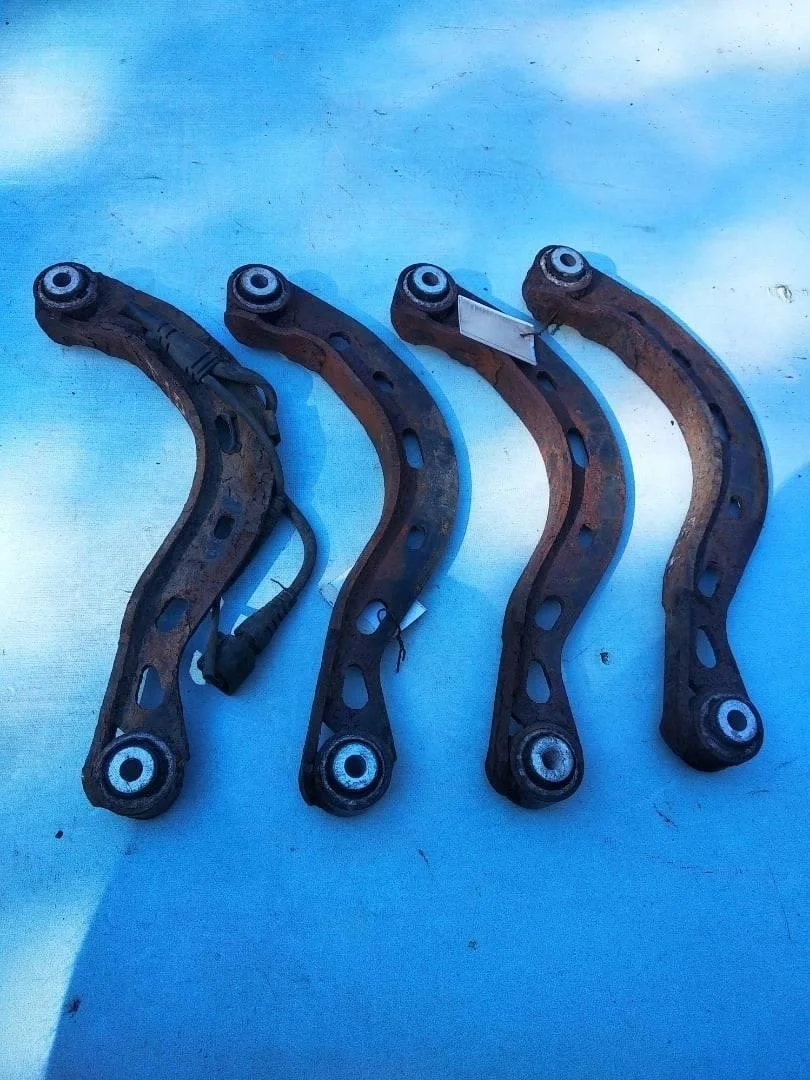 Рычаг задний поперечный Audi A6 2004-2011 C6