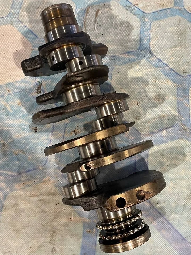 Коленчатый вал Audi A6 2004-2011 C6