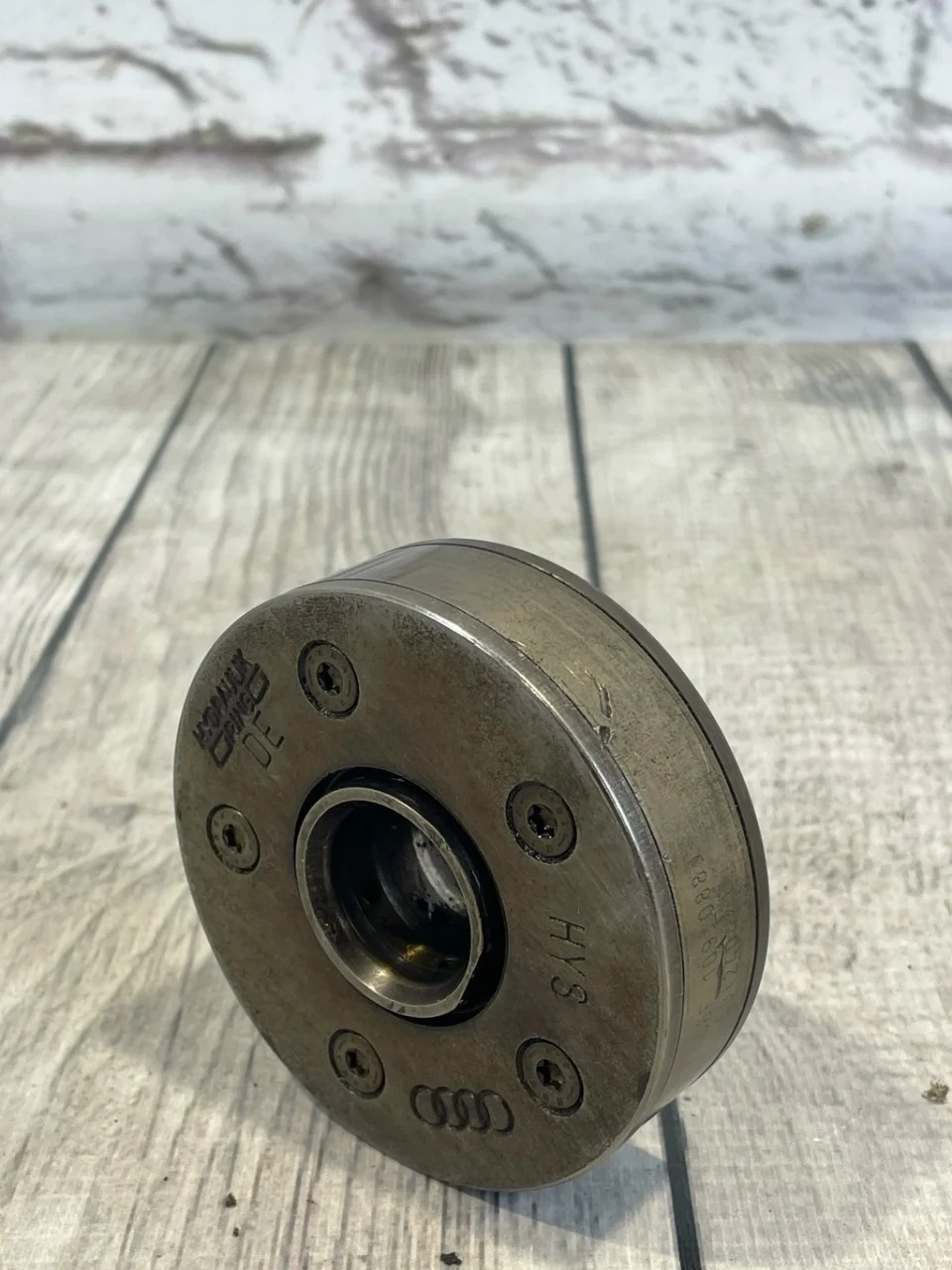 Регулятор фаз газораспределения Audi A6 2004-2011 C6