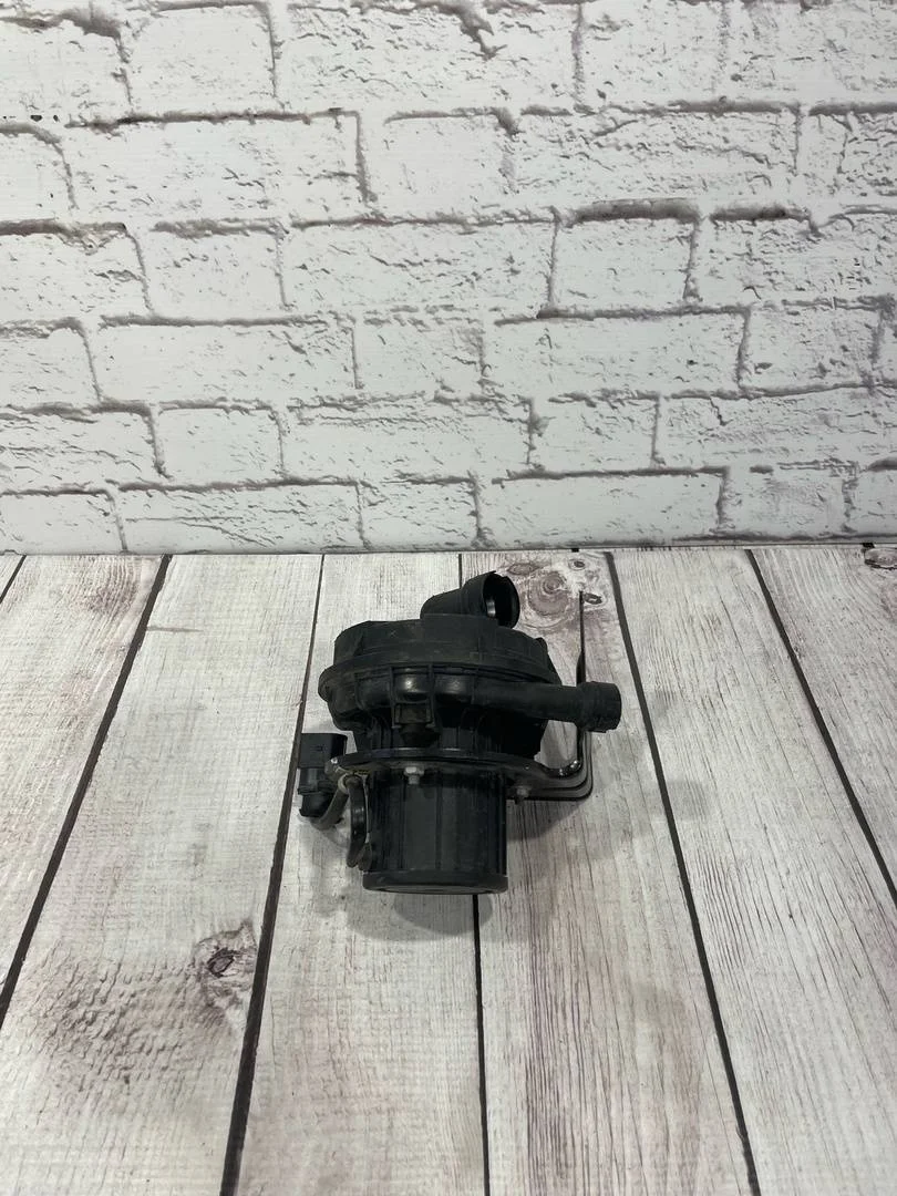 Насос воздушный Audi A6 2011-.. C7