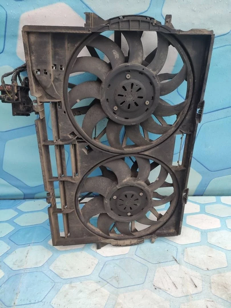 Диффузор вентиялторов сборе Audi A8 2010-2017 4H