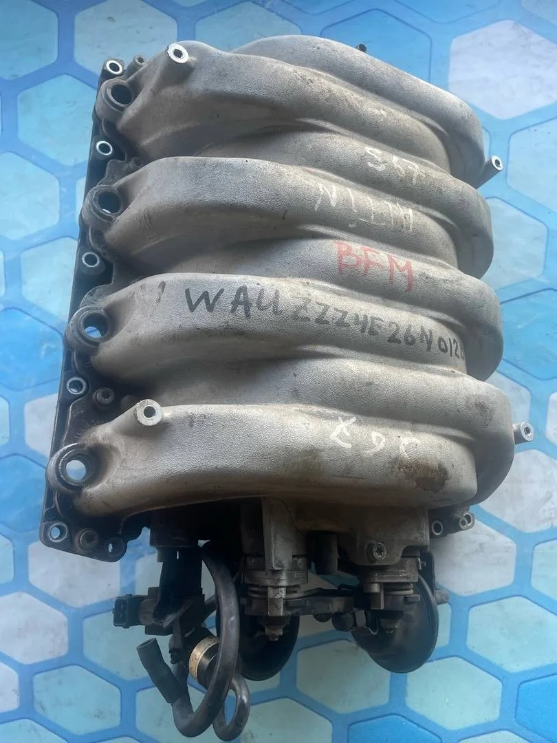 Коллектор впускной Audi A8 2003-2010 D4