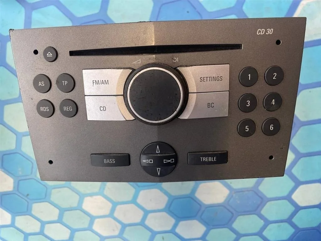 Магнитола Opel Astra H 2004-2015