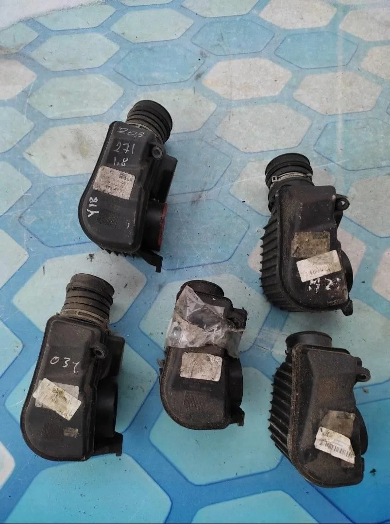 Резонатор воздушного фильтра Mercedes 2000-2006 W203