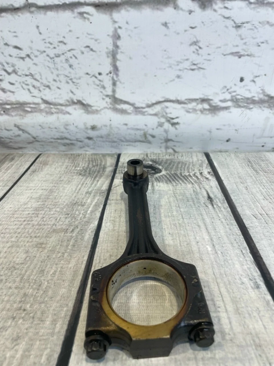 Шатун VW Golf 2003-2009