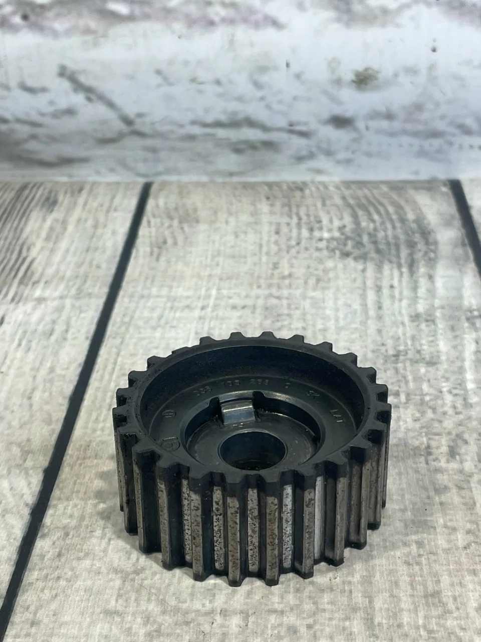 Шестерня коленвала VW Golf 2003-2009