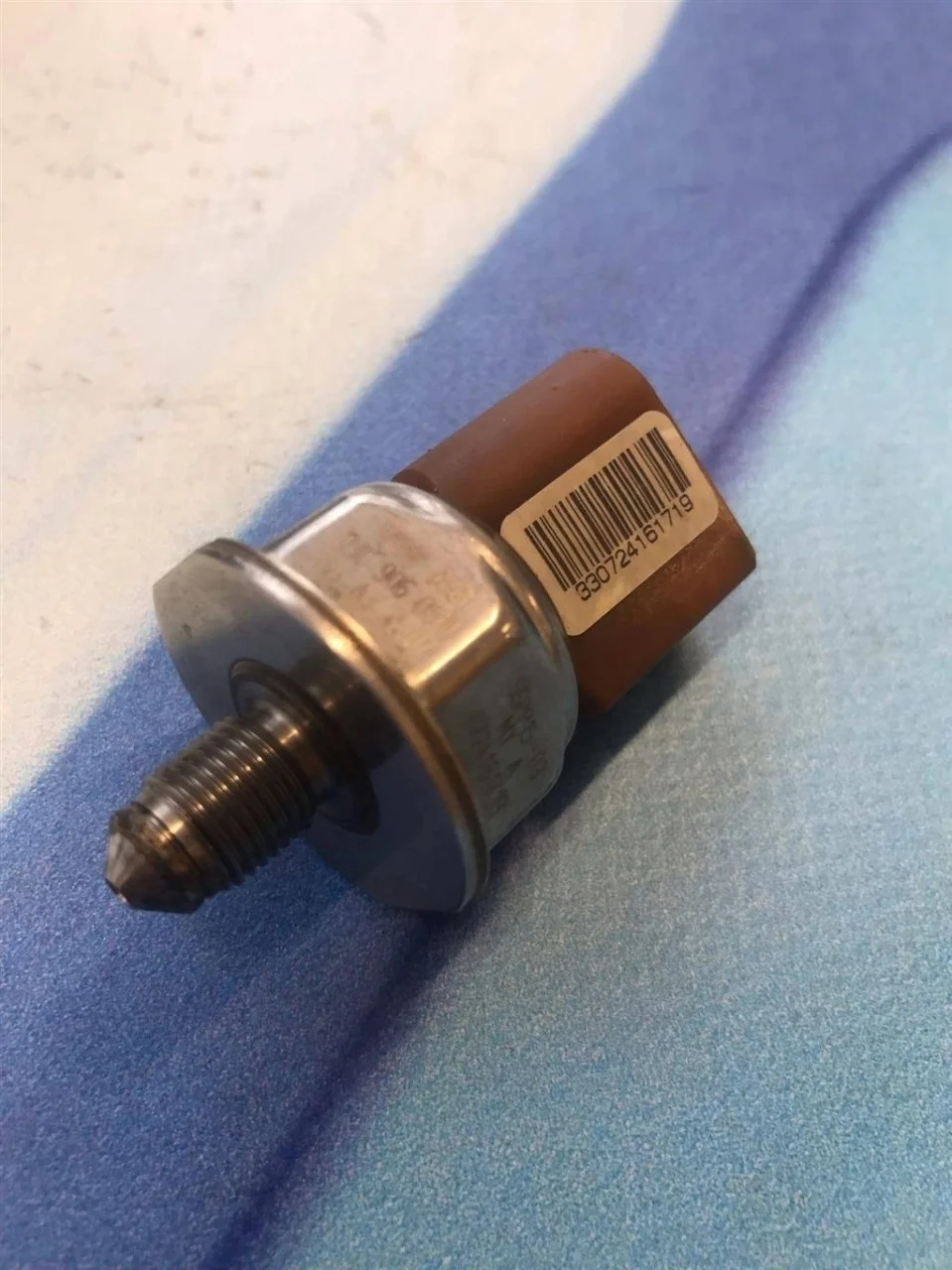 Датчик давления топлива VW Jetta 2014-..