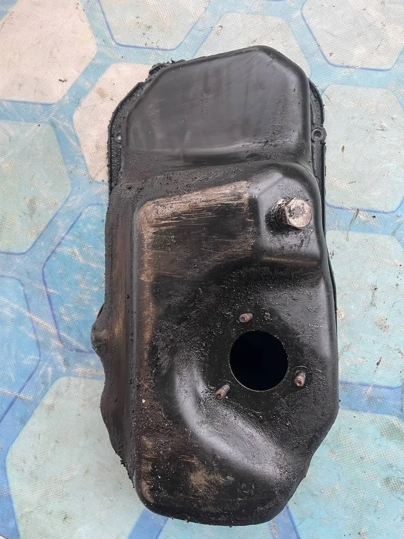 Поддон масляный двигателя VW Jetta 2011-..