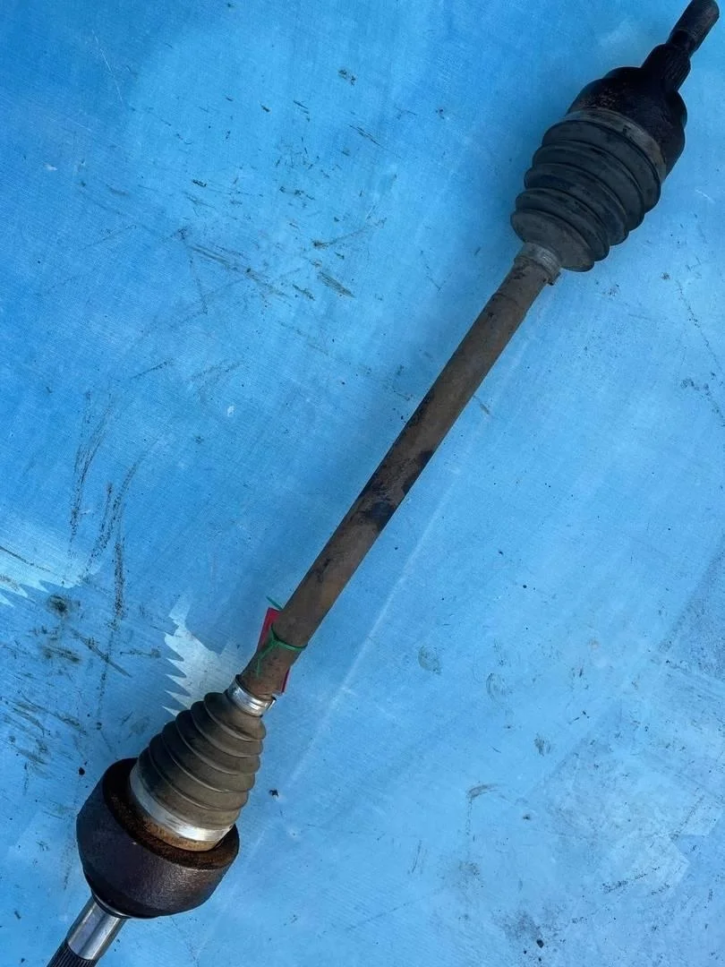 Полуось задняя левая правая привод сборе Mercedes ML 2005-2011 W164