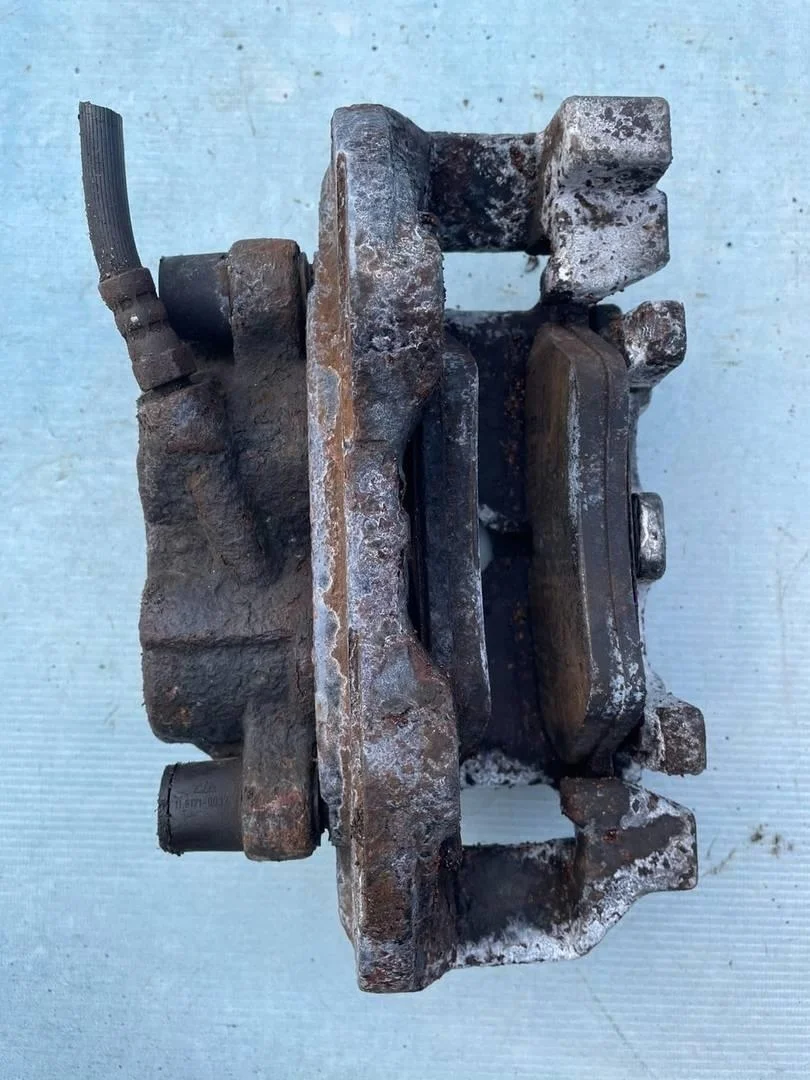 Суппорт передний левый Mercedes ML 2005-2011 W164