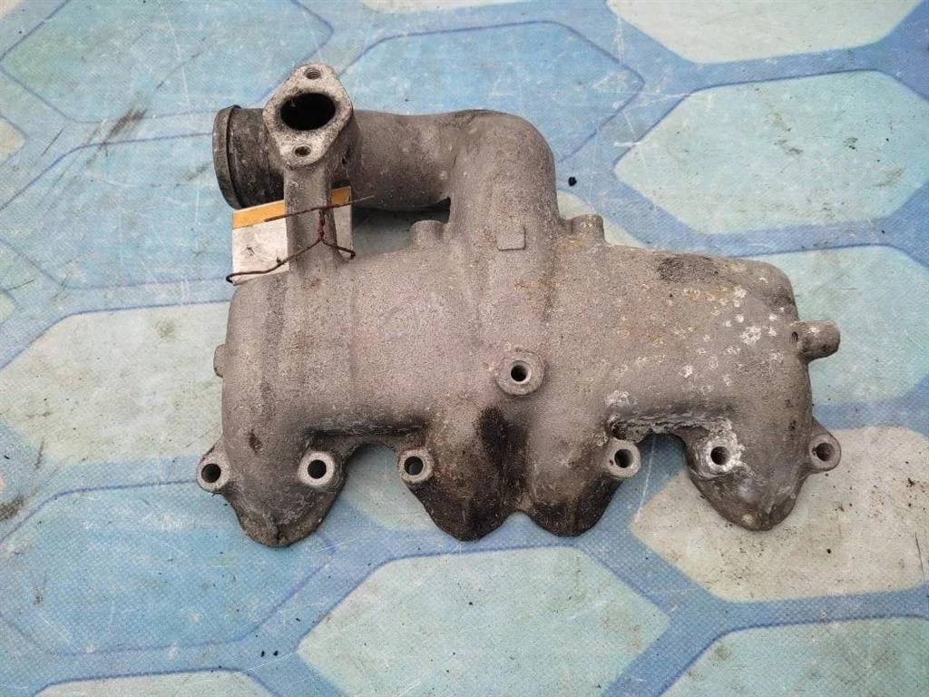 Коллектор впускной VW Passat 1996-2000 B5