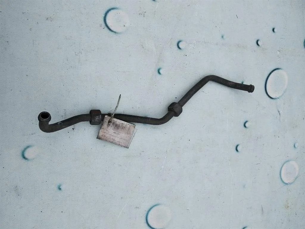 Трубка системы охлаждения акпп VW Passat 2001-2005 B5+