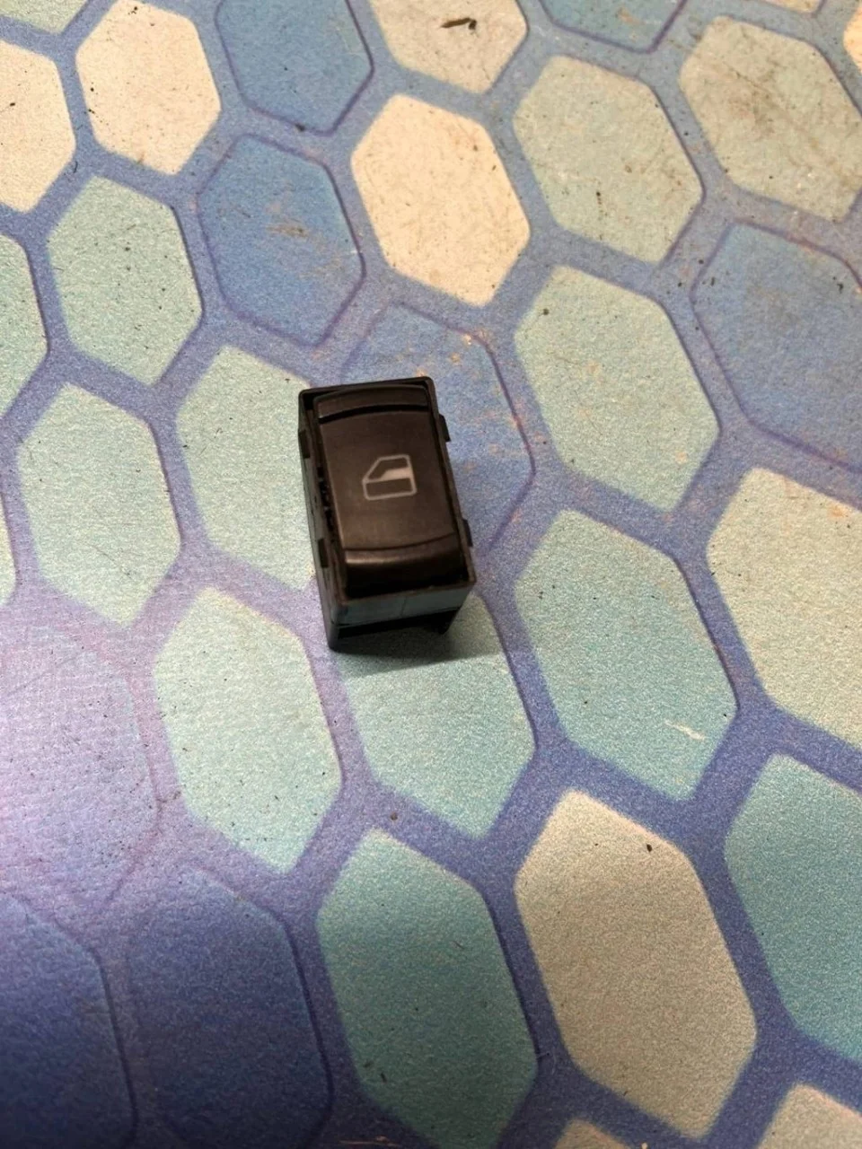 Кнопка стеклоподъемника VW Passat 2001-2005 B5+