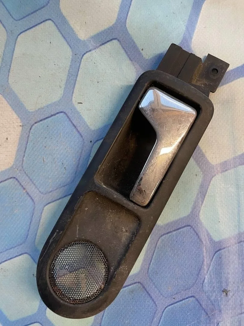 Ручка открывания двери внутренняя задняя правая VW Passat 2001-2005 B5+