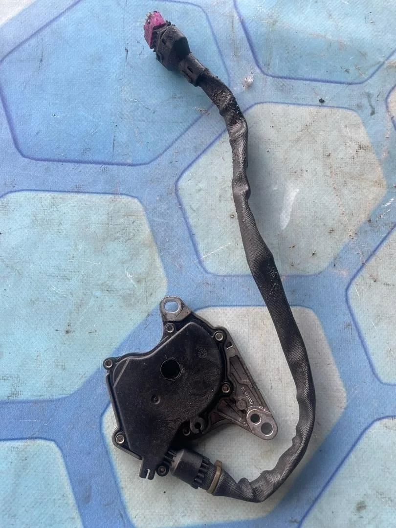 Датчик переключения передач VW Passat 2001-2005 B5+