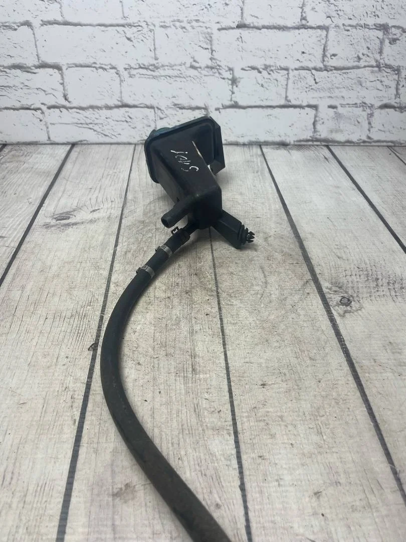 Бачок гидроусилителя руля VW Passat 2001-2005 B5+