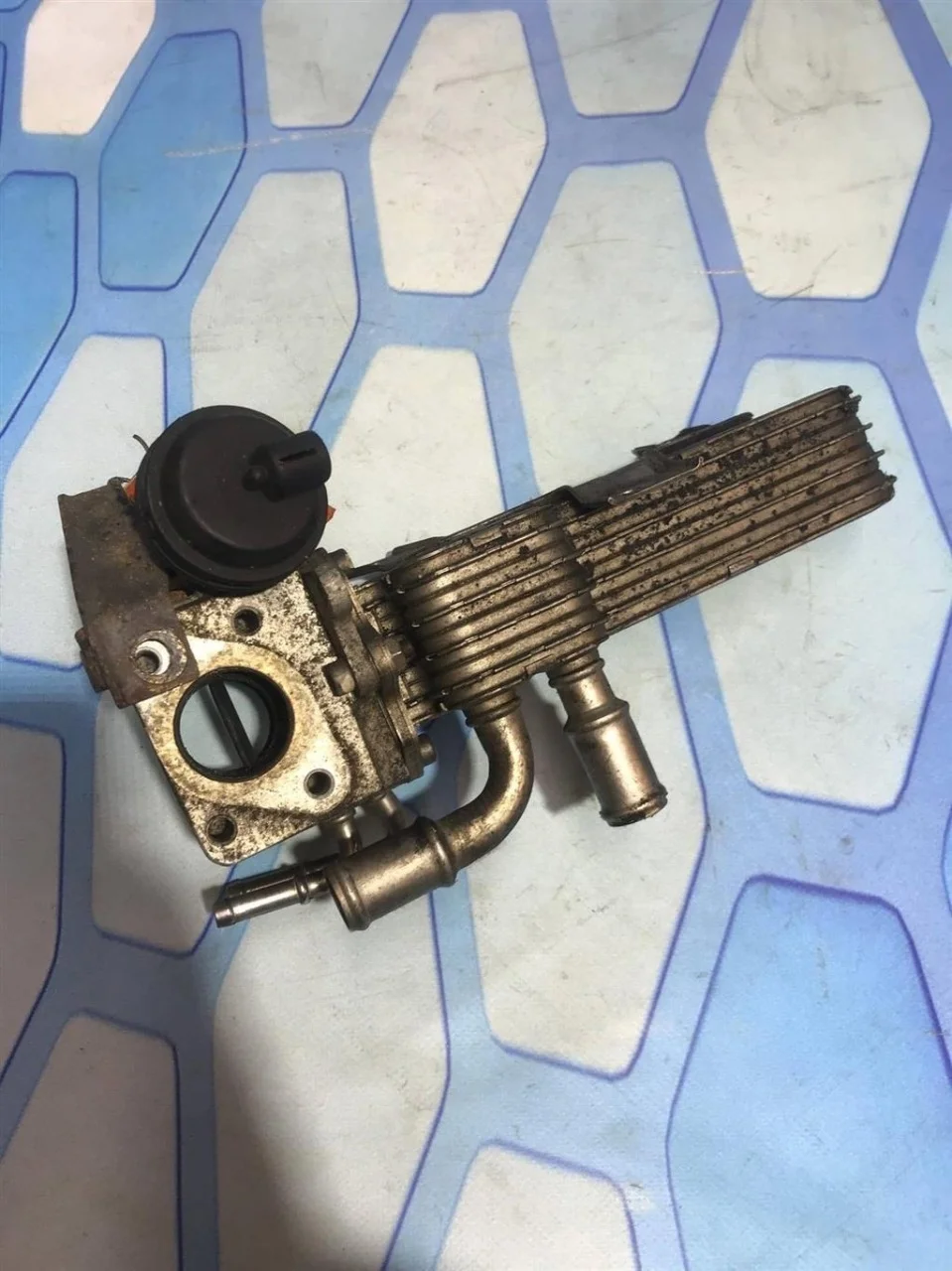 Pадиатор рециркуляции отработанных газов VW Passat 2005-2010 B6