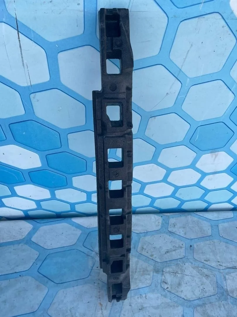 Пенопласт в бампер VW Passat 2005-2010 B6