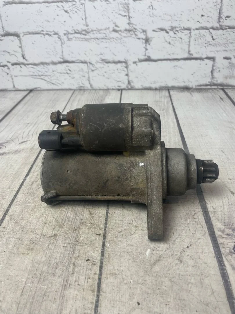 Стартер VW Passat 2010-2016 B7