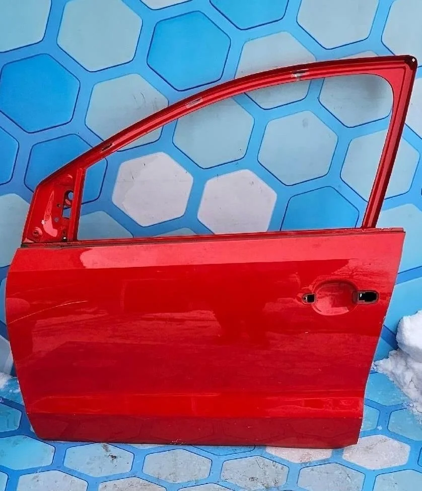 Дверь передняя левая VW Polo 5 2009-2015