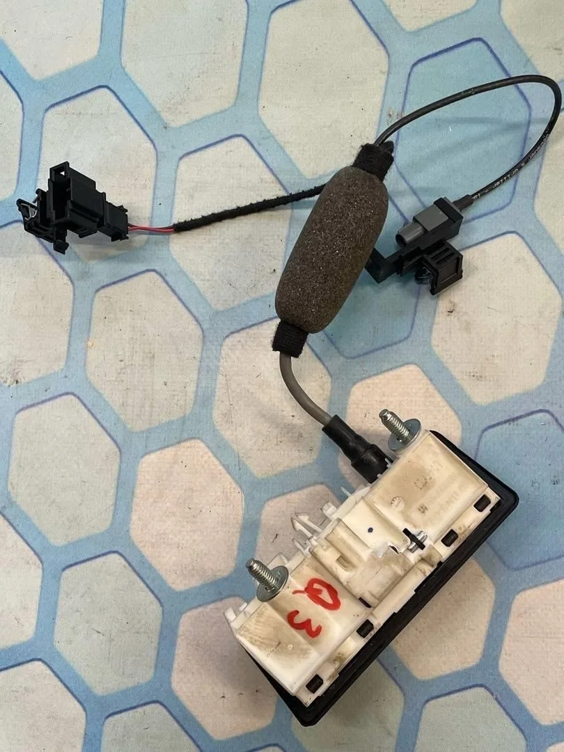 Ручка открывания багажника Audi Q5 2008-2012 8R