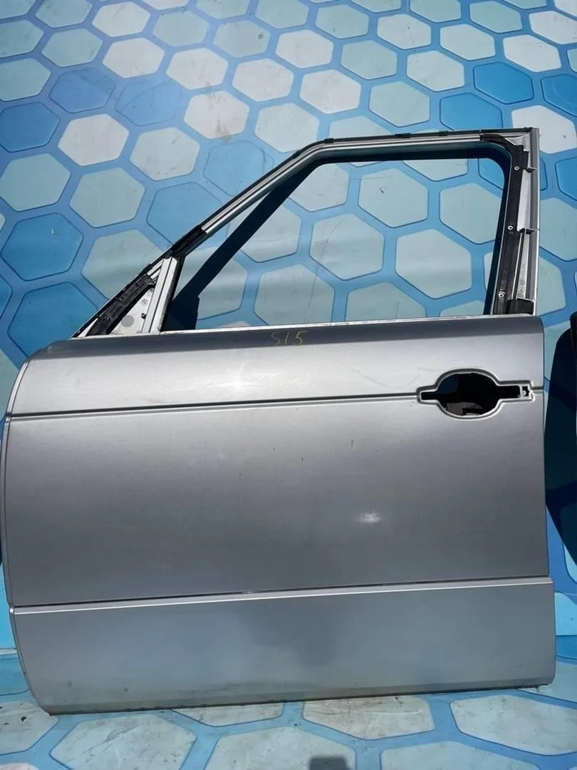 Дверь передняя левая Land Rover Range 3 2005-2010 L322