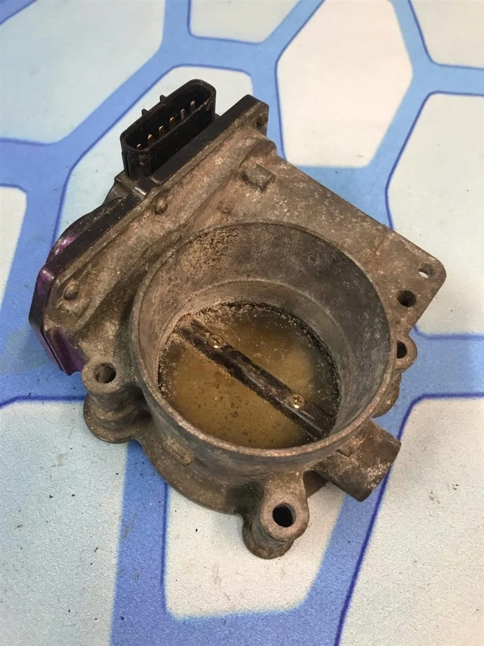 Дроссельная заслонка Volvo S40 2004-2012