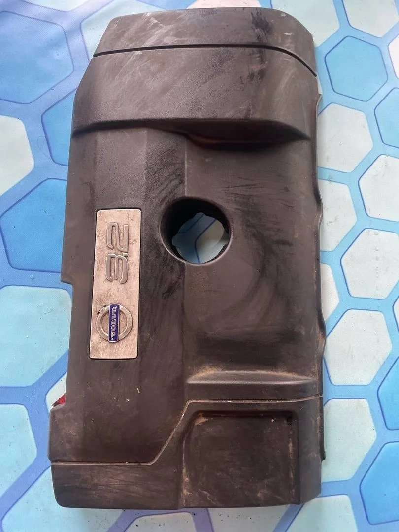 Накладка двигателя декоративная Volvo S80 2006-2016