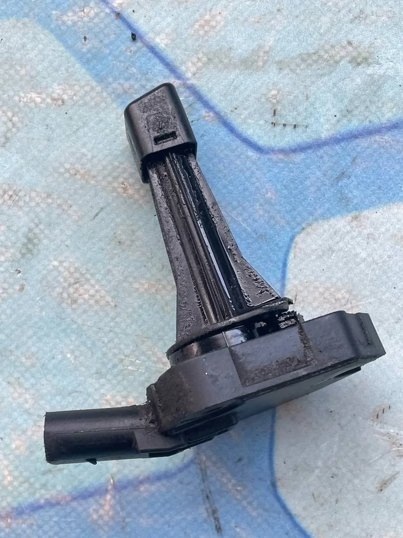 Датчик уровня масла Seat Altea 2004-2015