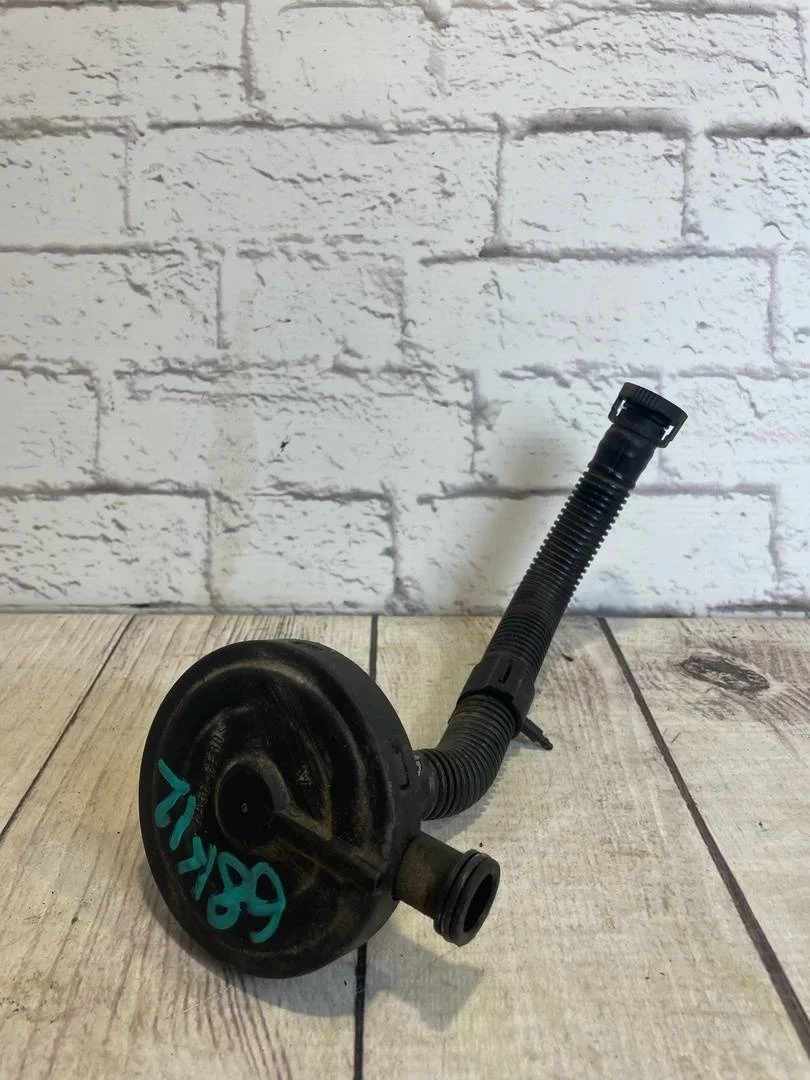 Клапан вакуумный Skoda Fabia 2 2007-2015